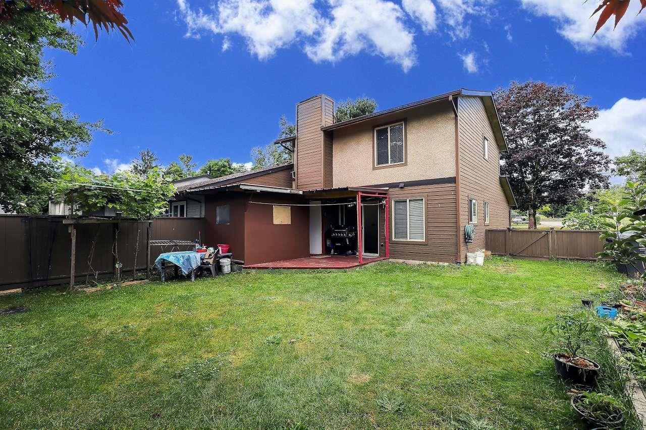 Photo 15 of 6928 134 Street, Surrey BC