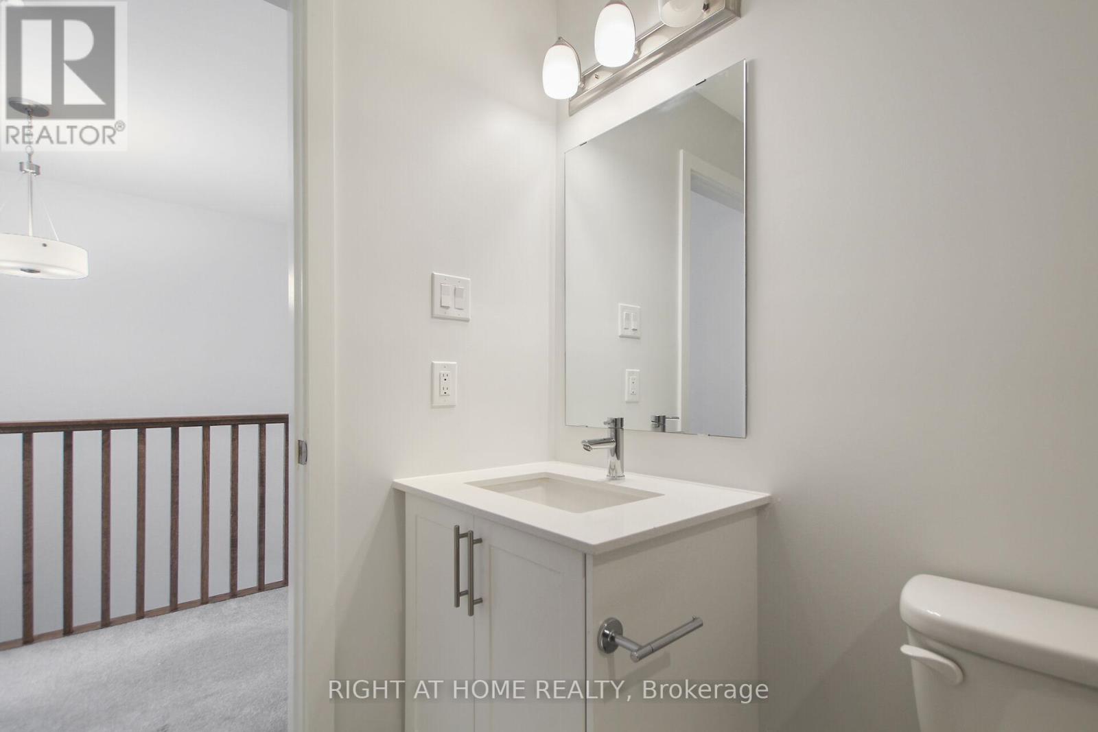 https://ddfcdn.realtor.ca/listing/TS638865209717700000/reb76/highres/9/x12246119_19.jpg