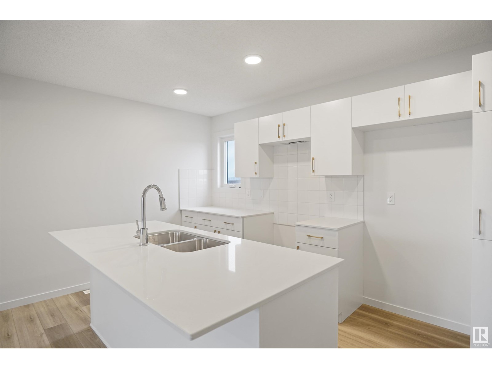 Photo 11 of 5134 Rivers Edge Wy Nw, Edmonton AB
