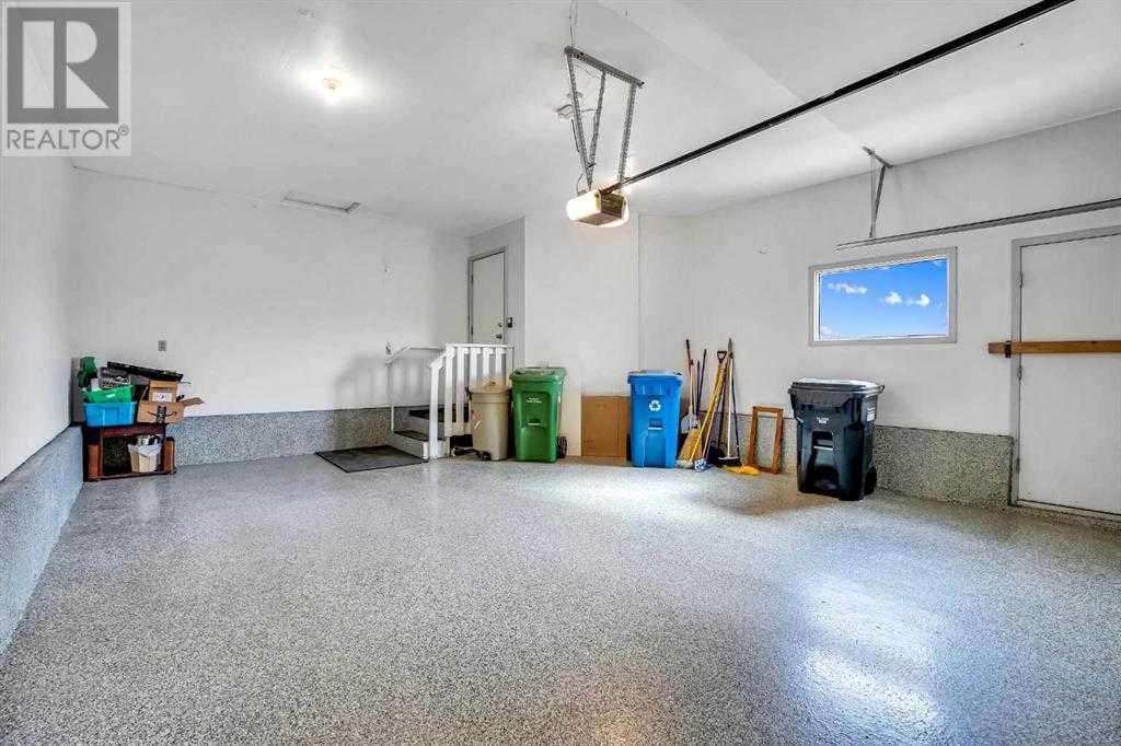 Single Family House 4 Level for Sale in  Del Monica Place NE Monterey Park Calgary 