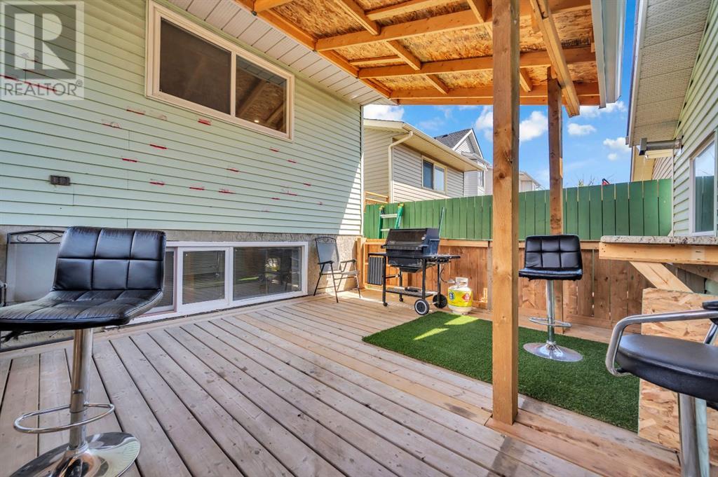Single Family House 4 Level for Sale in   Street NE Taradale Calgary 