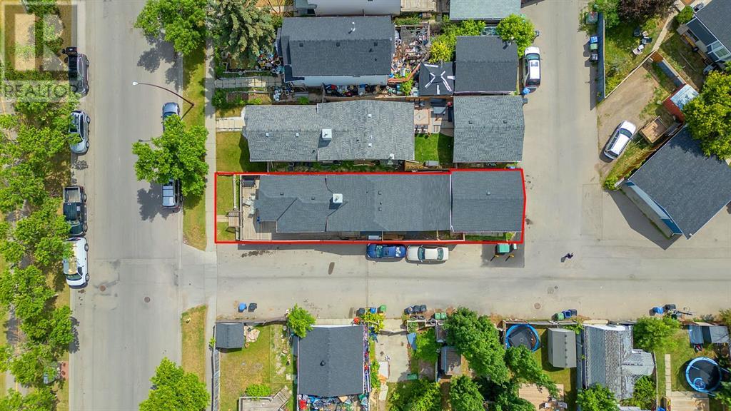 Single Family House 4 Level for Sale in   Street NE Taradale Calgary 