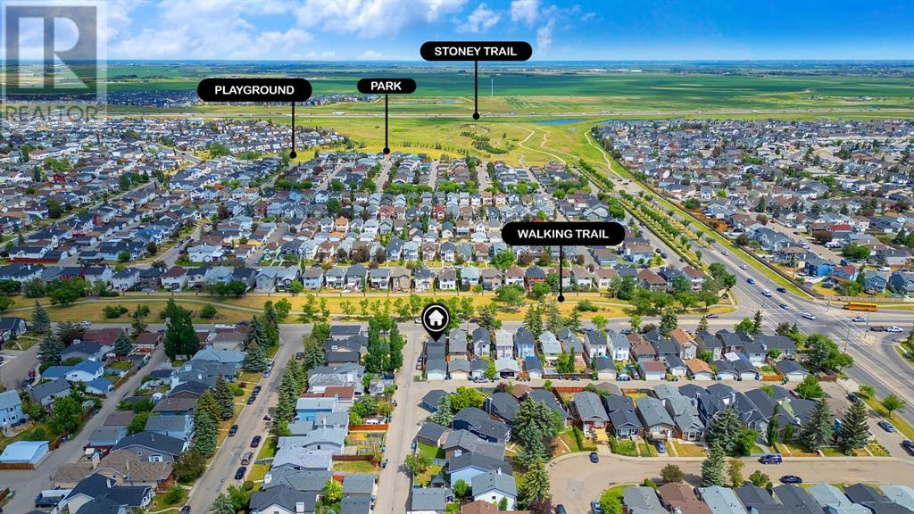 Single Family House 4 Level for Sale in   Street NE Taradale Calgary 