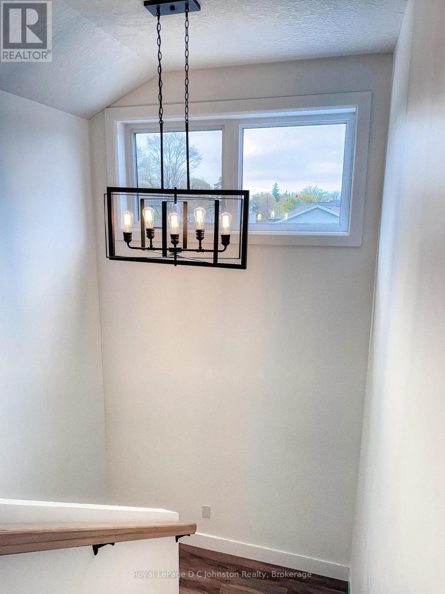 Photo 19 of 60 Water Street, Saugeen Shores ON