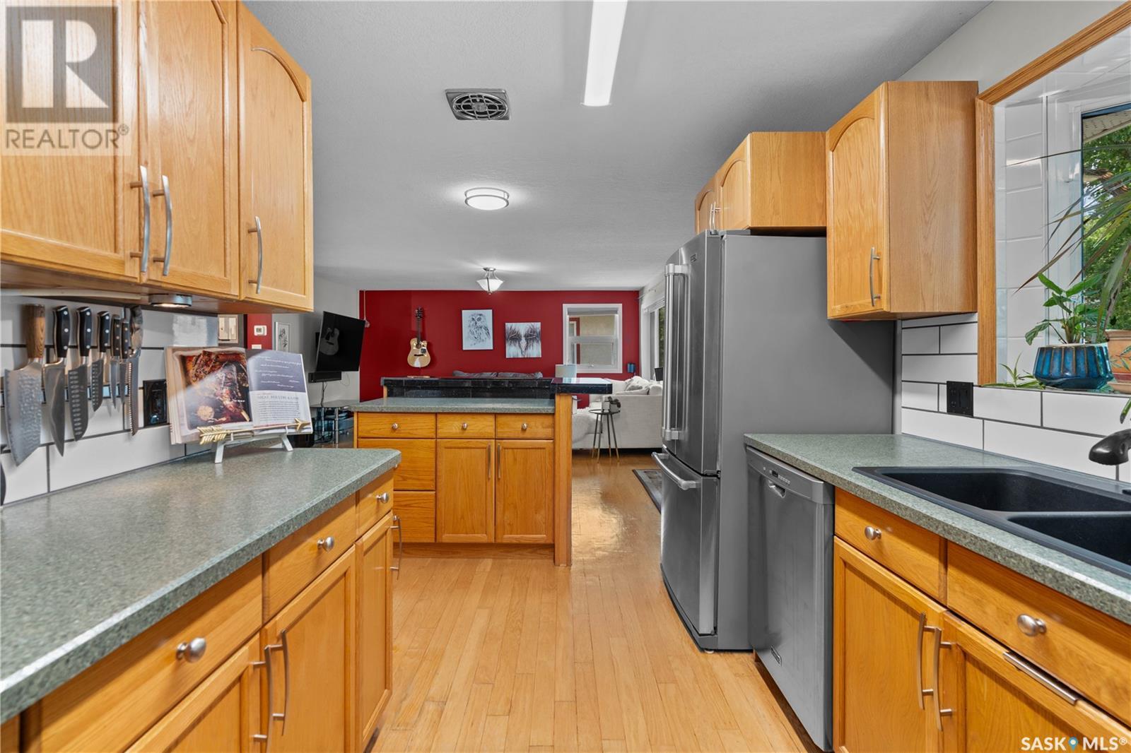 Photo 10 of 2440 Francis Street, Regina SK