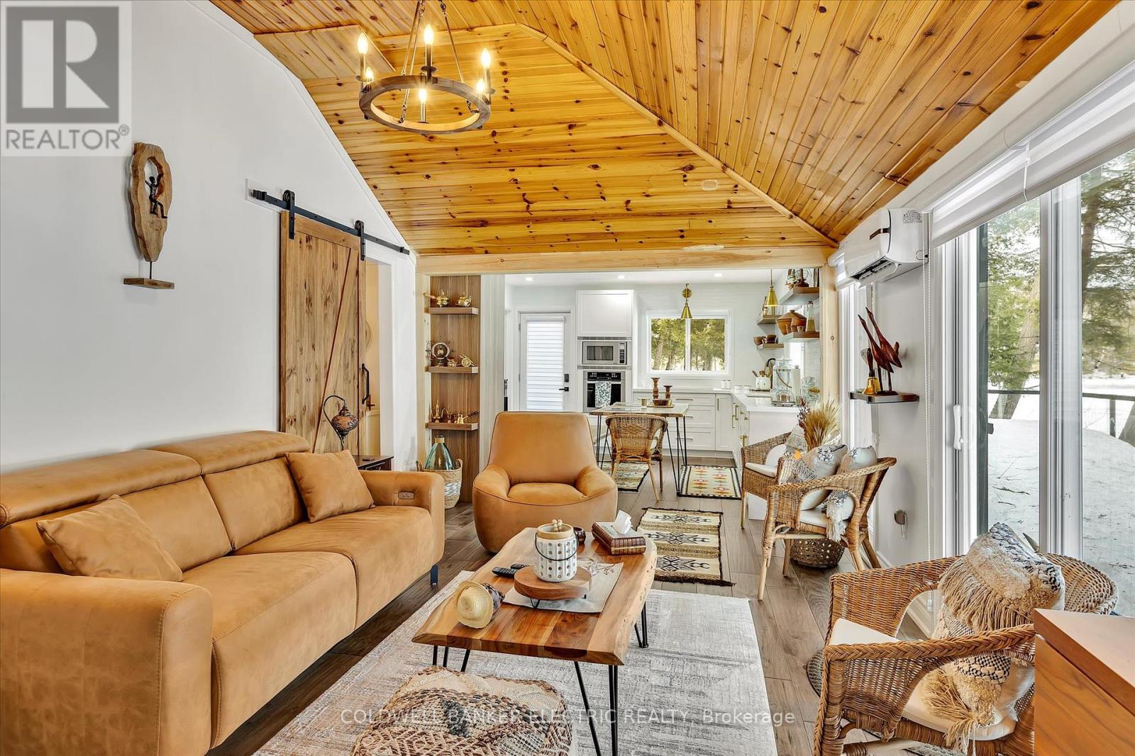 Photo 11 of 1224 Mccrackens Lane, Minden Hills ON