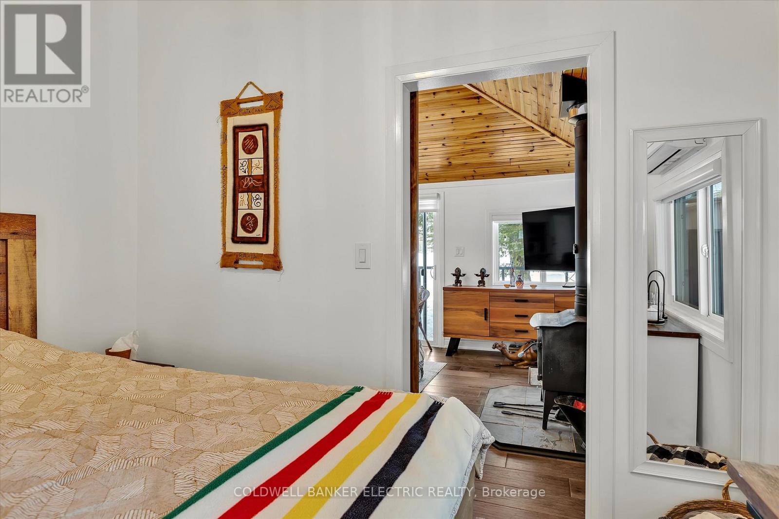 Photo 42 of 1224 Mccrackens Lane, Minden Hills ON