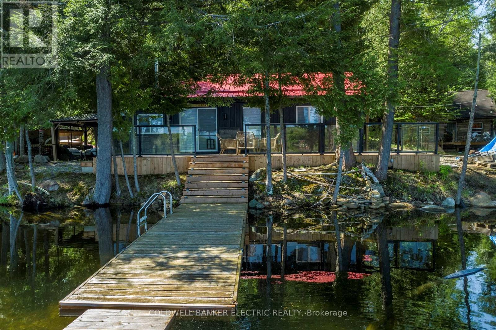 Photo 37 of 1224 Mccrackens Lane, Minden Hills ON