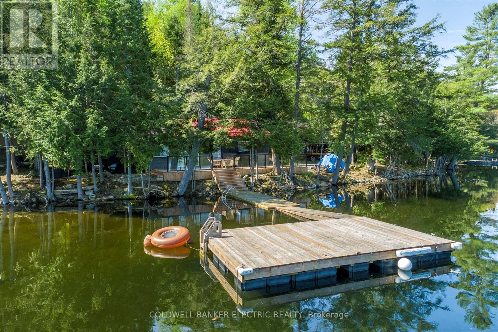 Photo 32 of 1224 Mccrackens Lane, Minden Hills ON