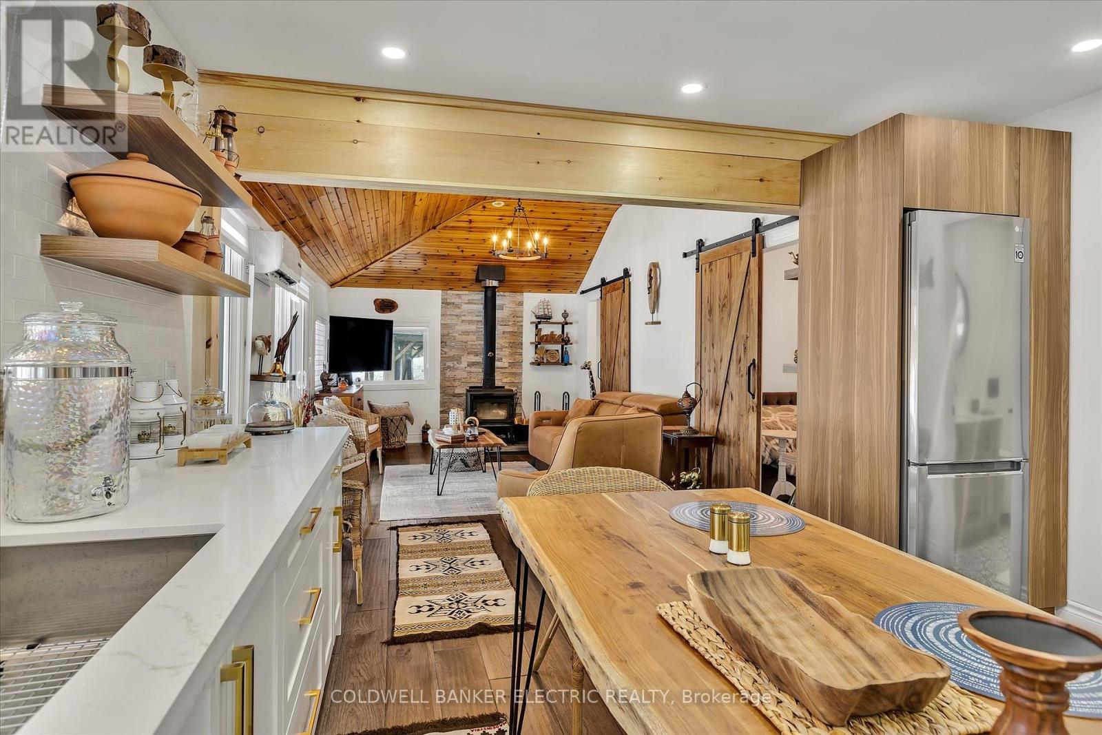 Photo 26 of 1224 Mccrackens Lane, Minden Hills ON