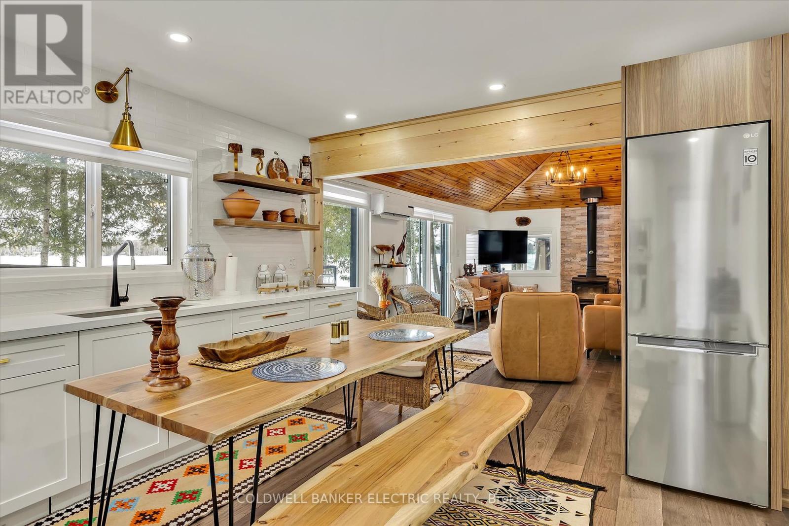 Photo 4 of 1224 Mccrackens Lane, Minden Hills ON