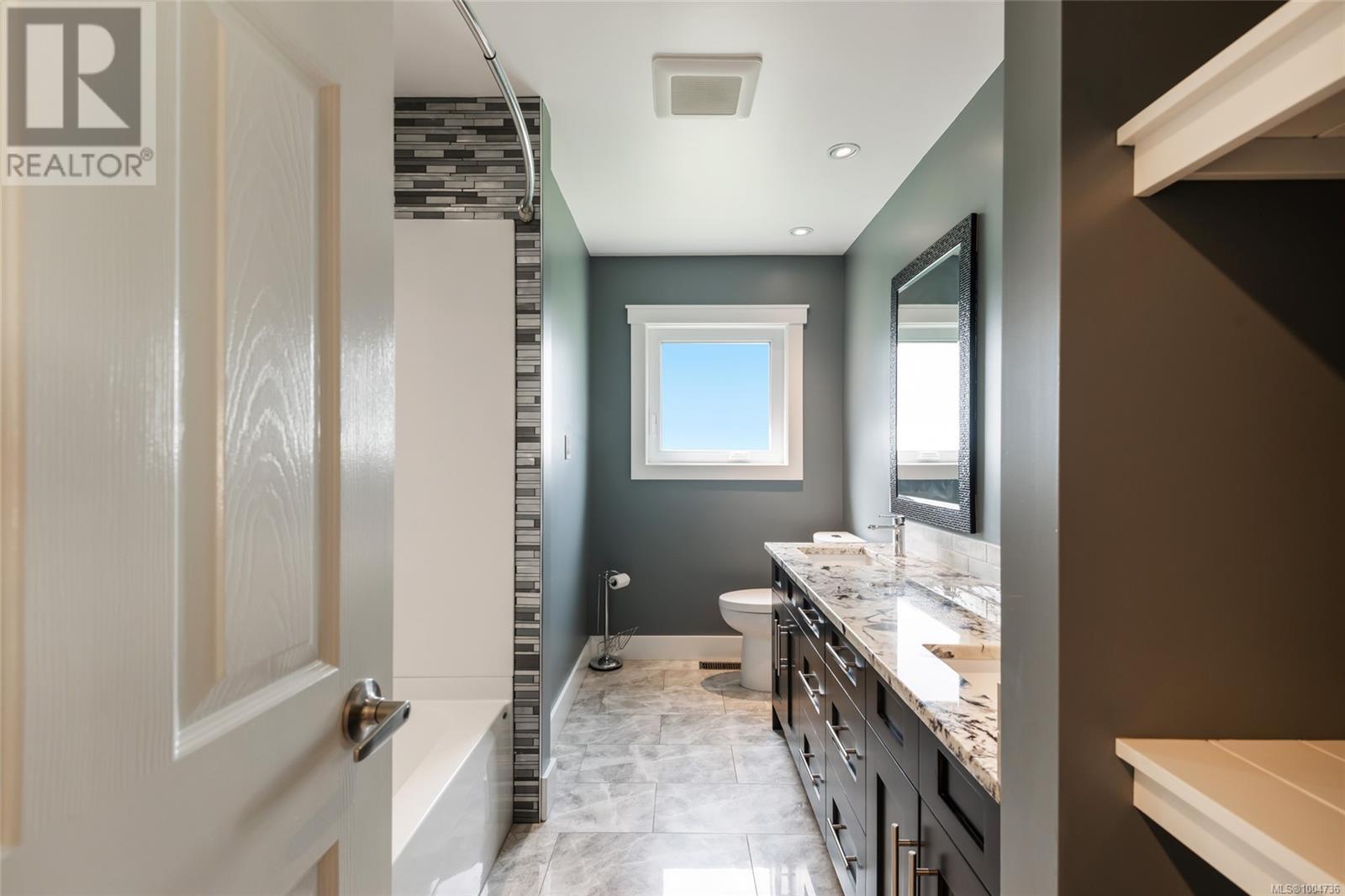 6124 Strathcona St, Port Alberni