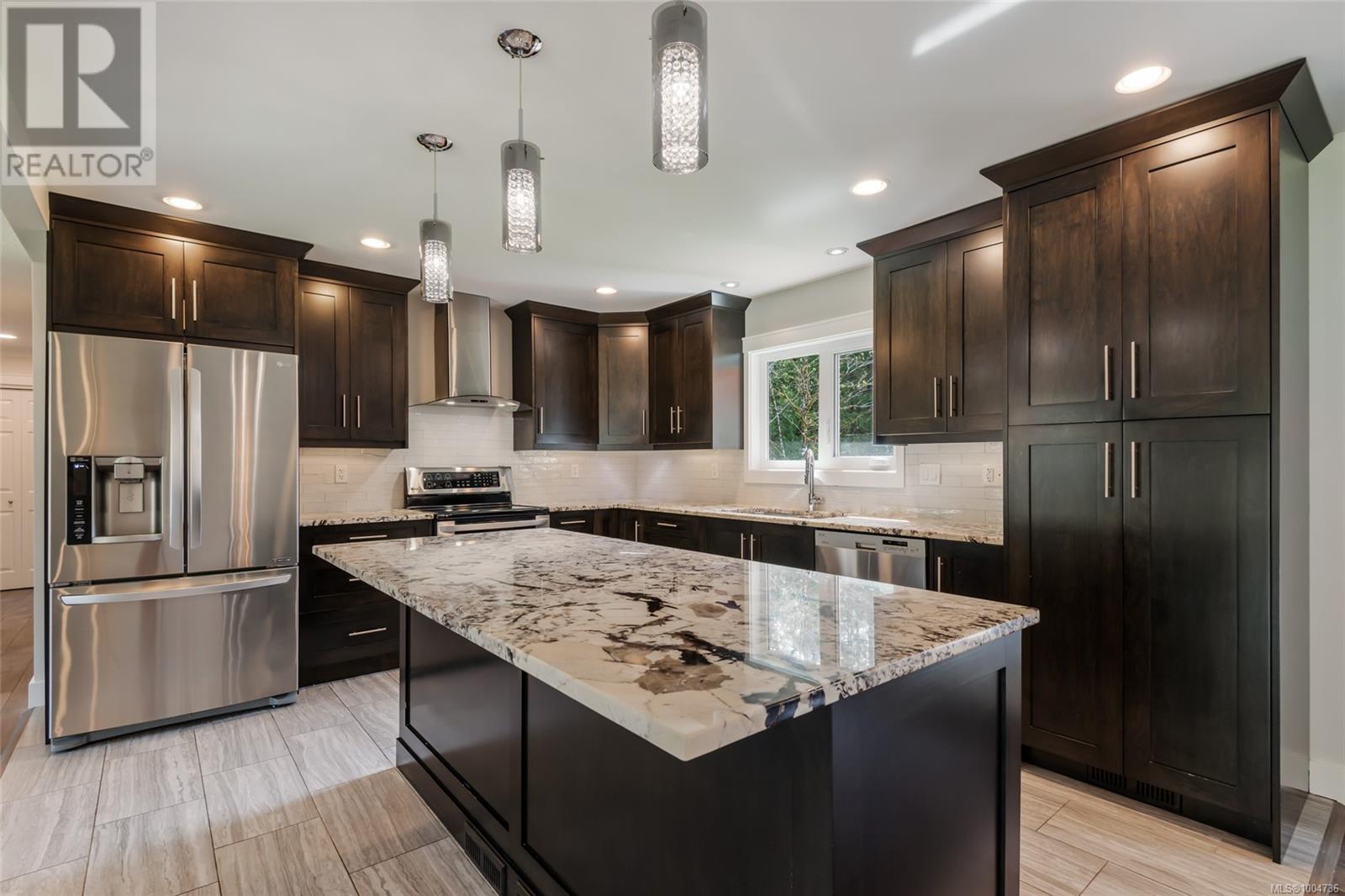 6124 Strathcona St, Port Alberni