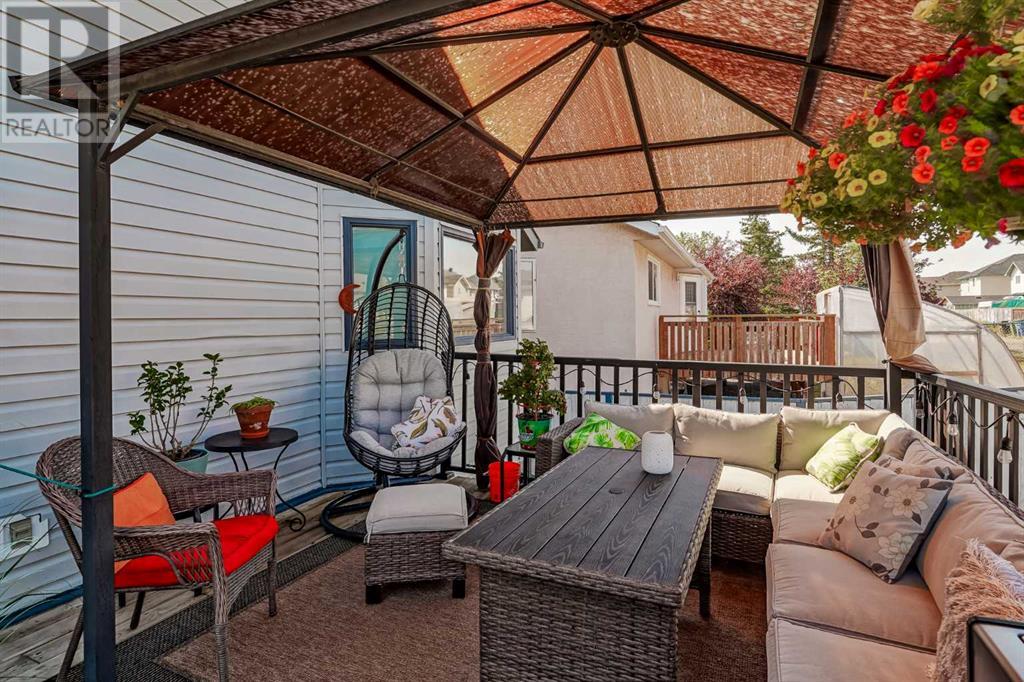Single Family House 3 Level for Sale in  Harvest Glen Rise NE Harvest Hills Calgary 