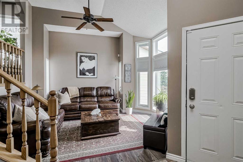 Single Family House 3 Level for Sale in  Harvest Glen Rise NE Harvest Hills Calgary 