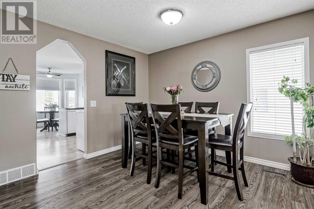 Single Family House 3 Level for Sale in  Harvest Glen Rise NE Harvest Hills Calgary 