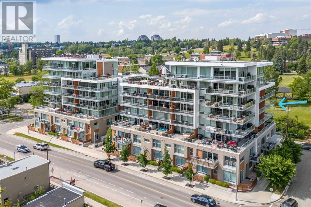 Single Family House for Sale in    Avenue NW Hillhurst Calgary 
