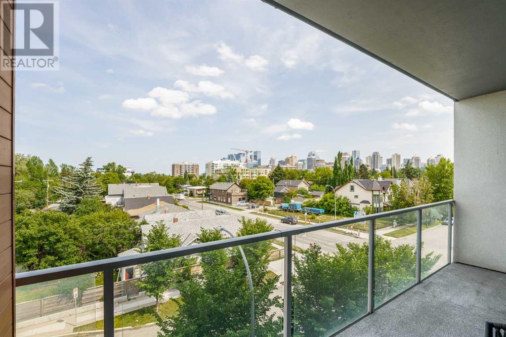 Single Family House for Sale in    Avenue NW Hillhurst Calgary 