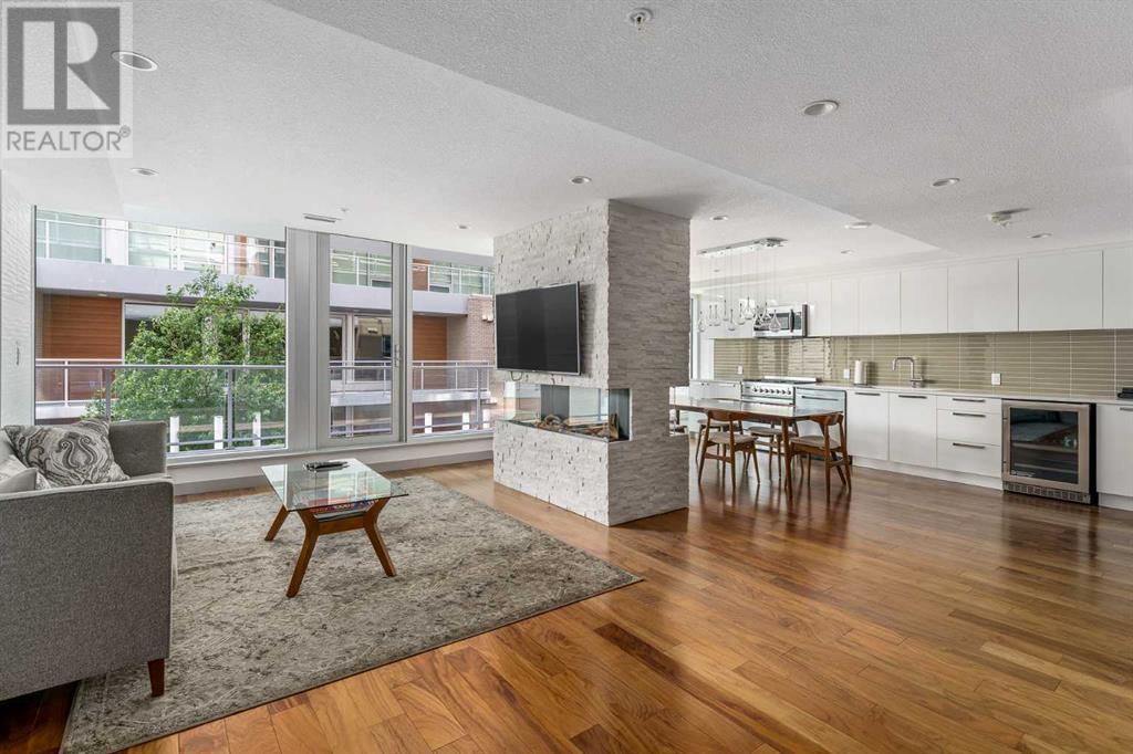 Single Family House for Sale in    Avenue NW Hillhurst Calgary 
