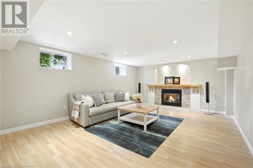 Photo 26 of 4191 Kane Crescent, Burlington ON
