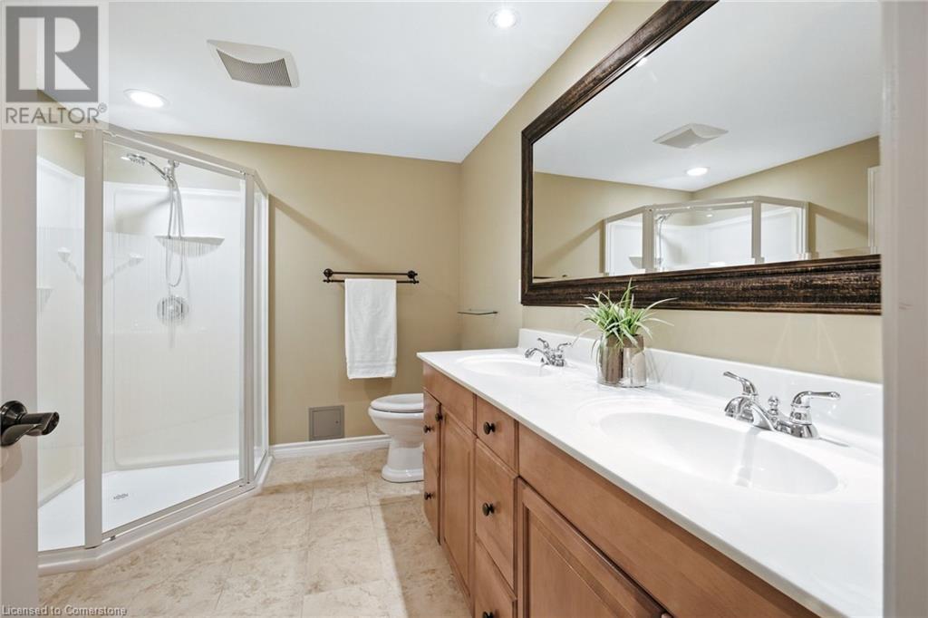 Photo 30 of 4191 Kane Crescent, Burlington ON