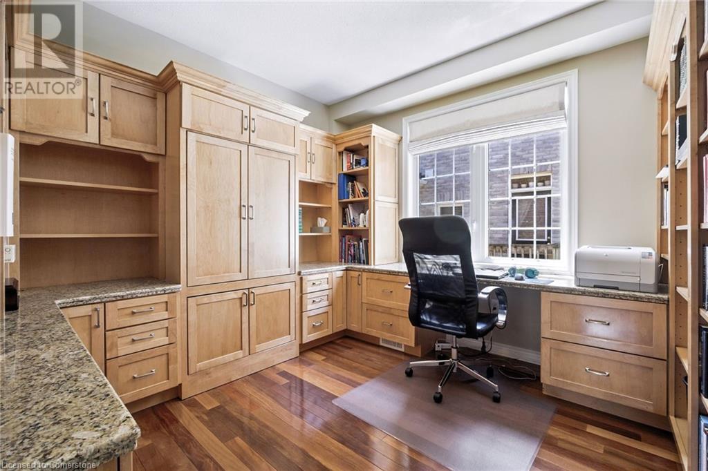 Photo 19 of 4191 Kane Crescent, Burlington ON
