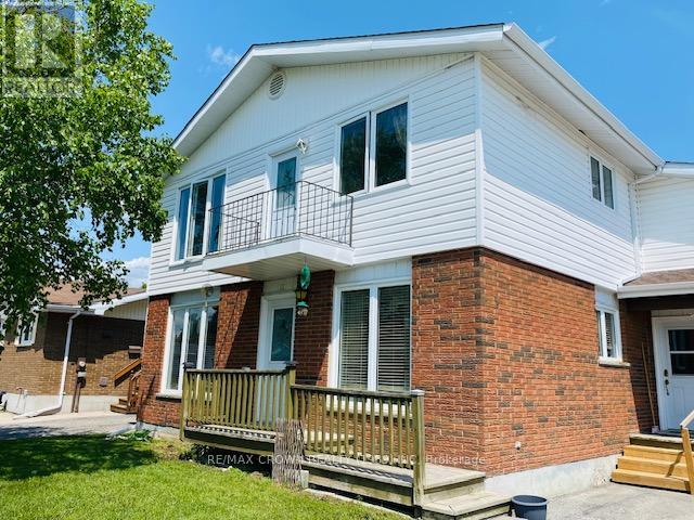 Photo 2 of 11 Kennedy Avenue, Kapuskasing ON