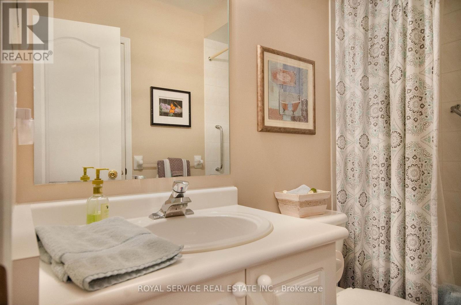 Photo 19 of 51 Huffman Drive, Port Hope ON