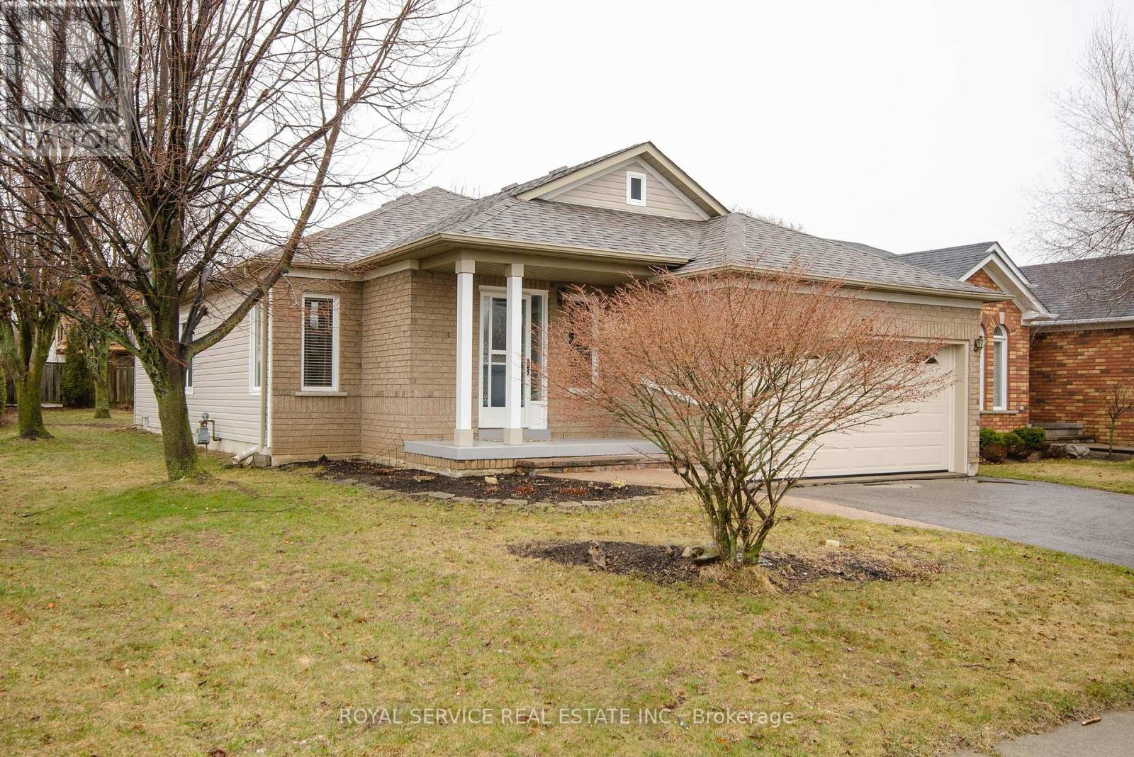 Photo 8 of 51 Huffman Drive, Port Hope ON