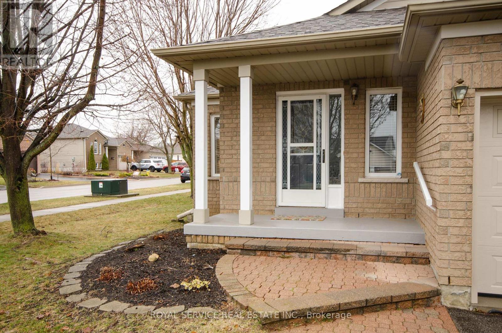 Photo 5 of 51 Huffman Drive, Port Hope ON