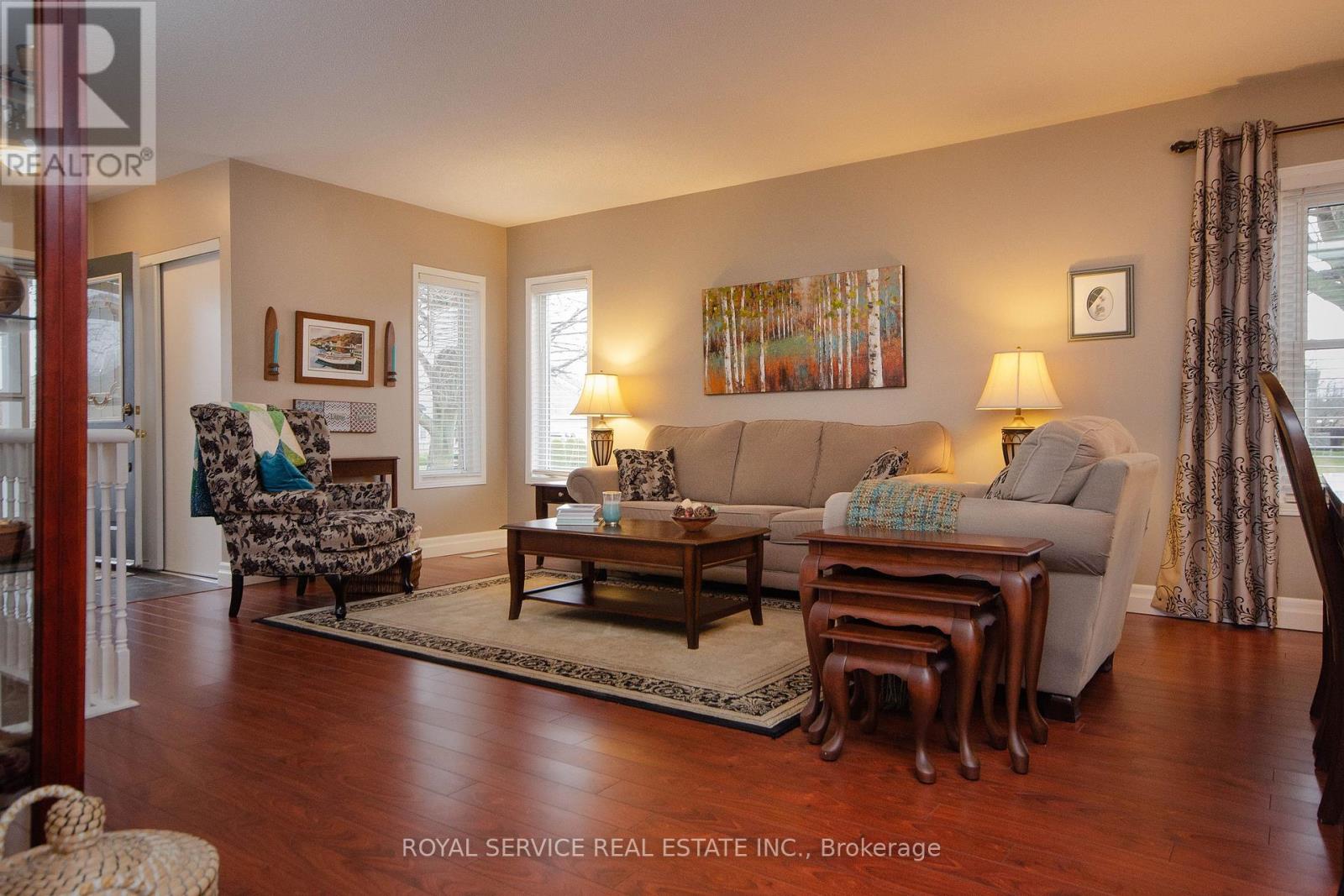 Photo 11 of 51 Huffman Drive, Port Hope ON