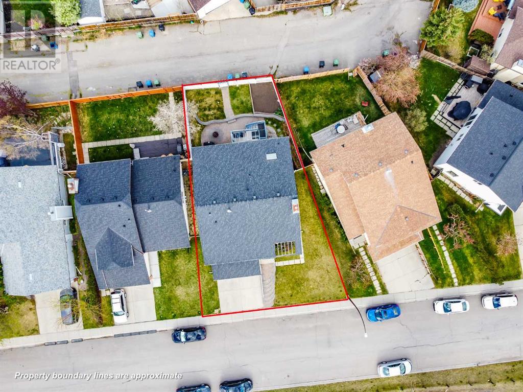 Single Family House Bi-level for Sale in  Woodmont Way SW Woodbine Calgary 