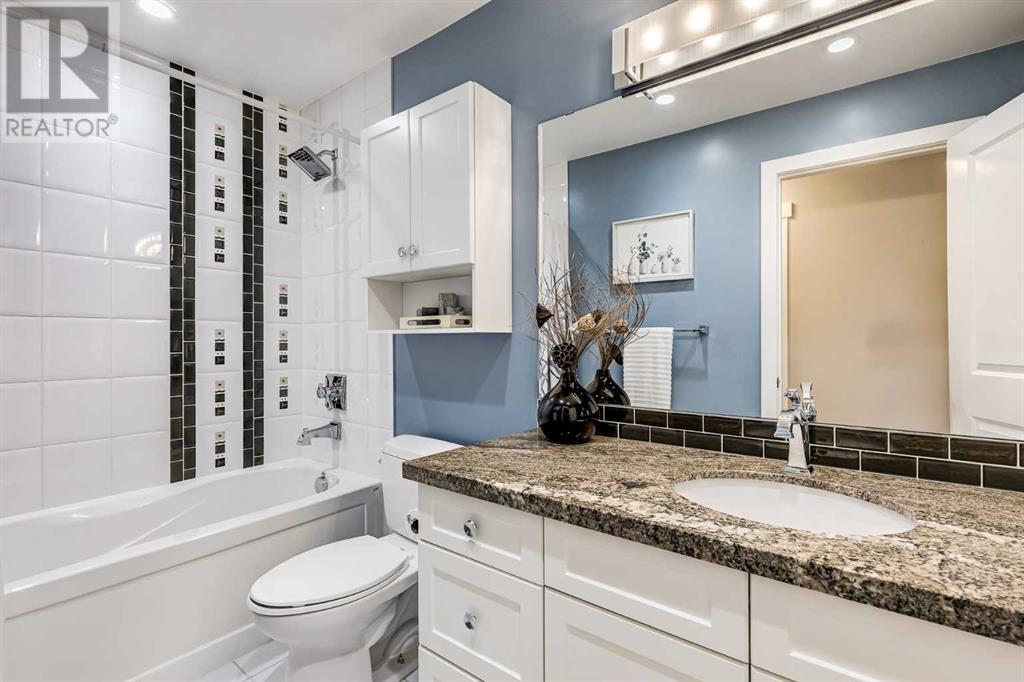 Single Family House Bi-level for Sale in  Woodmont Way SW Woodbine Calgary 