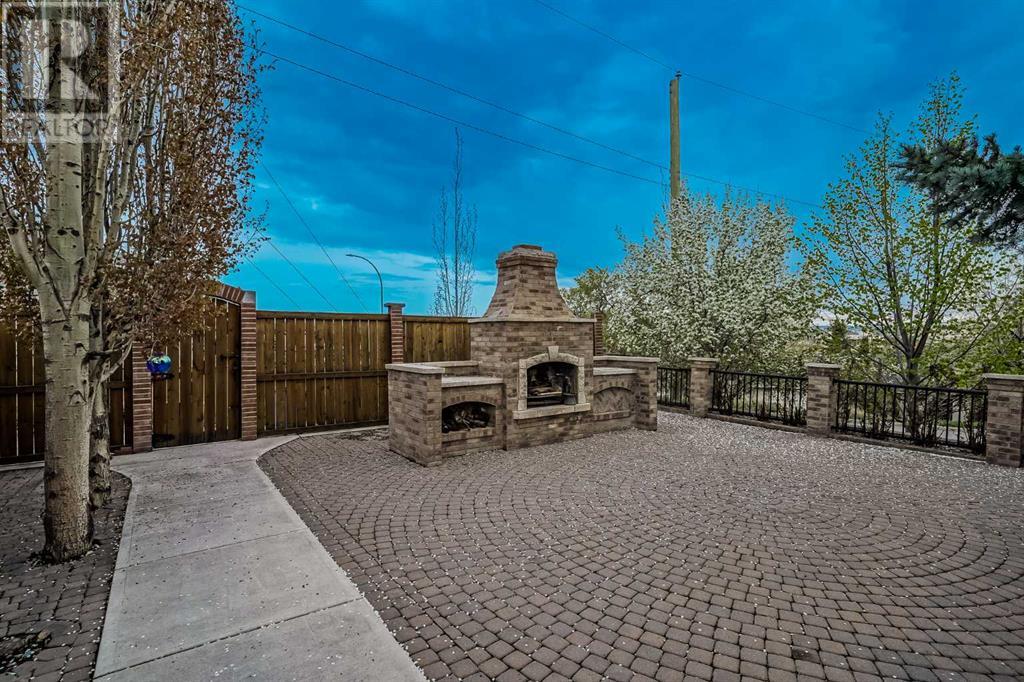 Single Family House for Sale in  A Street NE Renfrew Calgary 