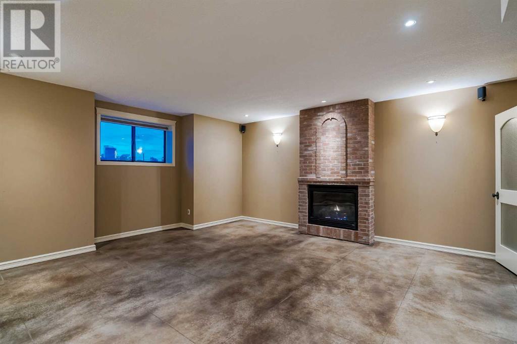 Single Family House for Sale in  A Street NE Renfrew Calgary 