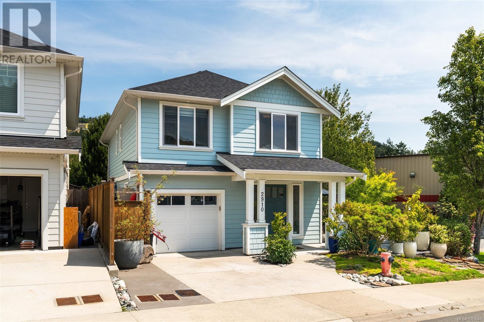 Photo 2 of 2910 Burlington Cres, Langford BC