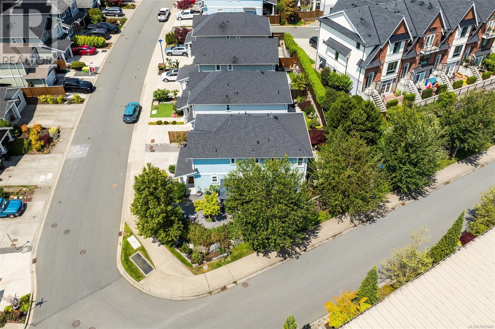 Photo 38 of 2910 Burlington Cres, Langford BC