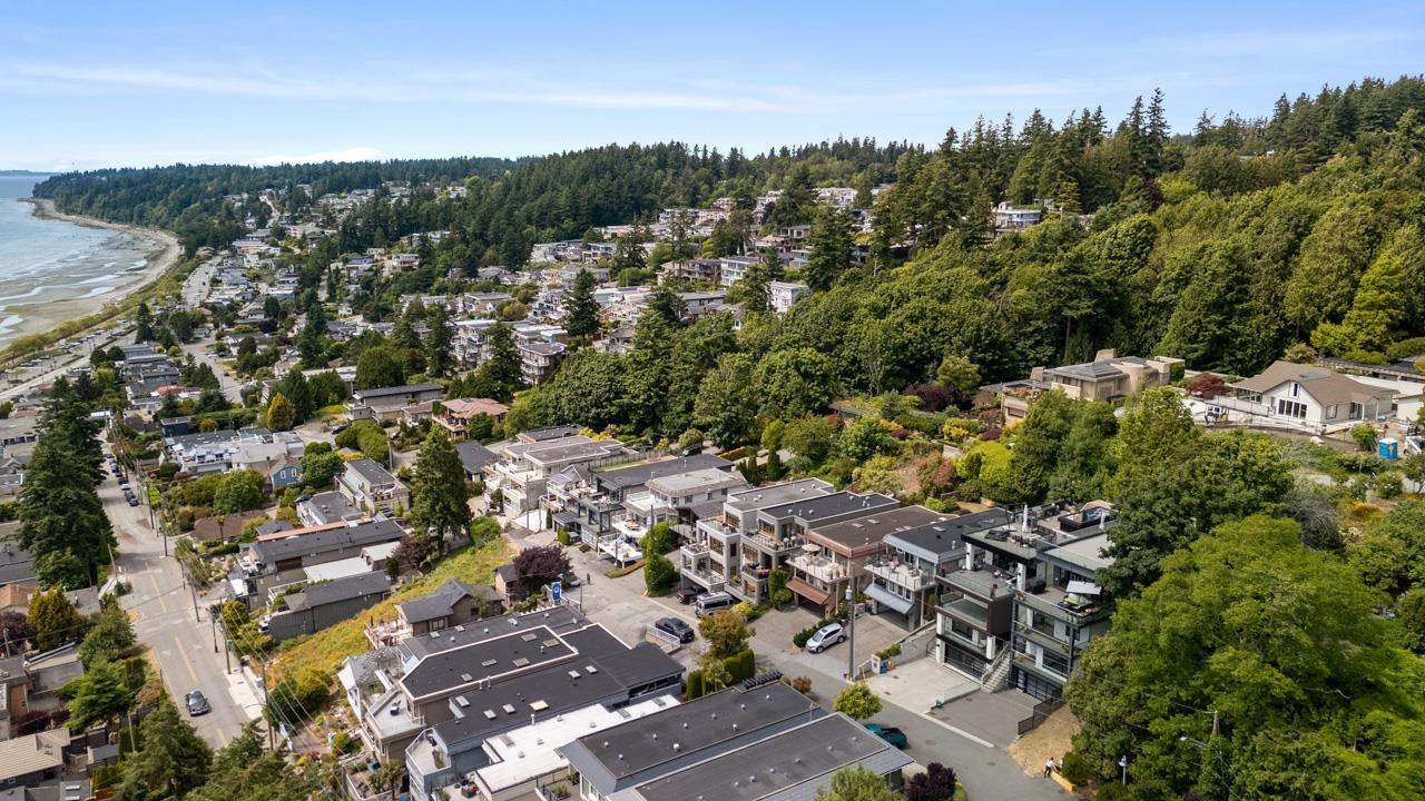 Photo 40 of 14999 Blackwood Lane, White Rock BC