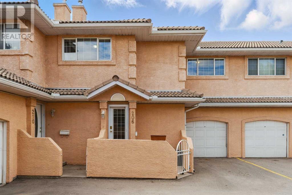 206 Coral Cove NE, Calgary, Alberta
