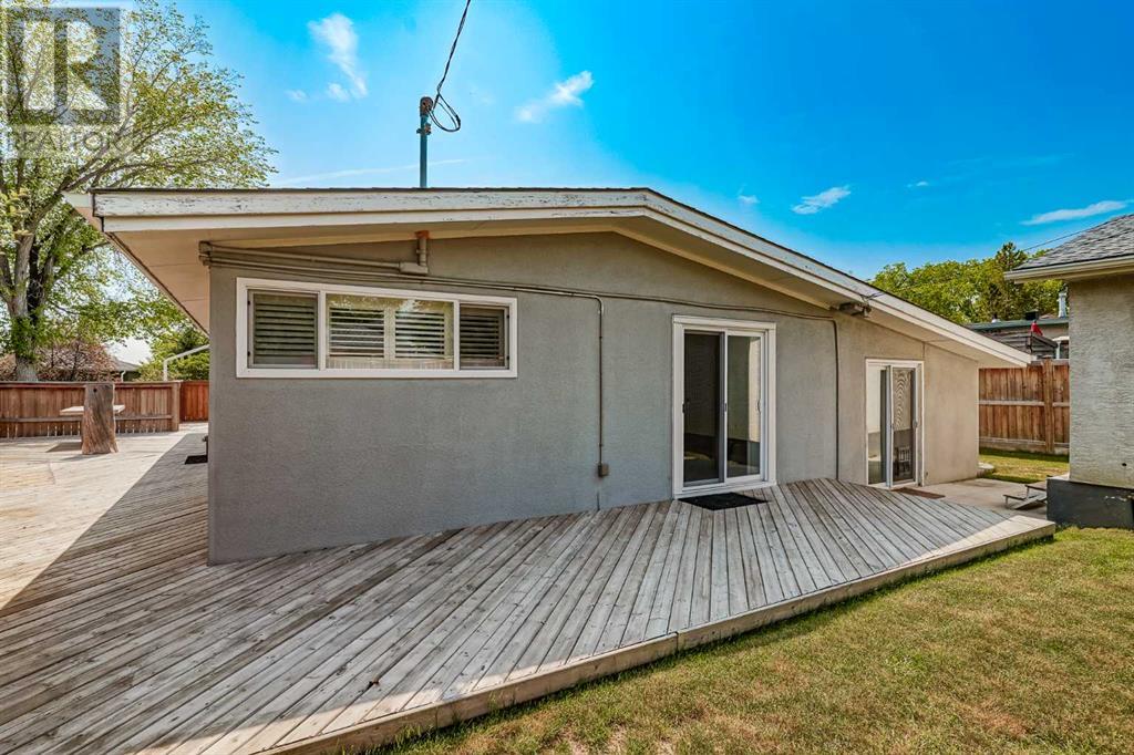 Single Family House Bungalow for Sale in  Buckthorn Road NW Thorncliffe Calgary 