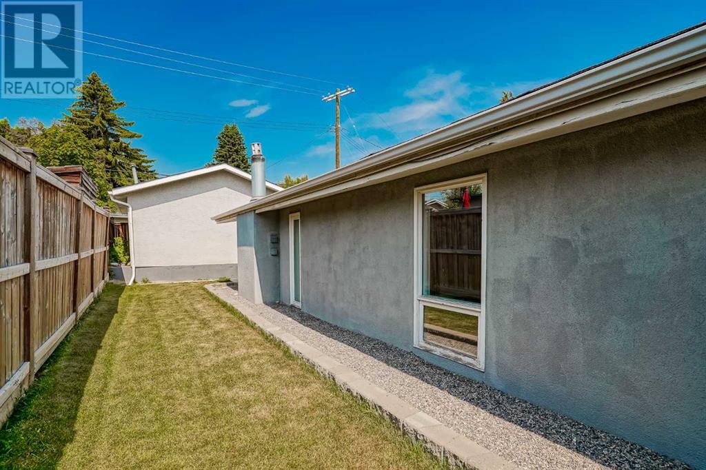 Single Family House Bungalow for Sale in  Buckthorn Road NW Thorncliffe Calgary 