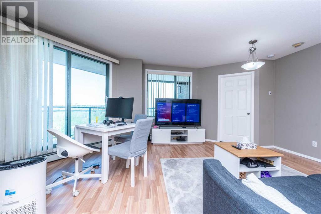 Single Family House for Sale in    Avenue SW Downtown West End Calgary 