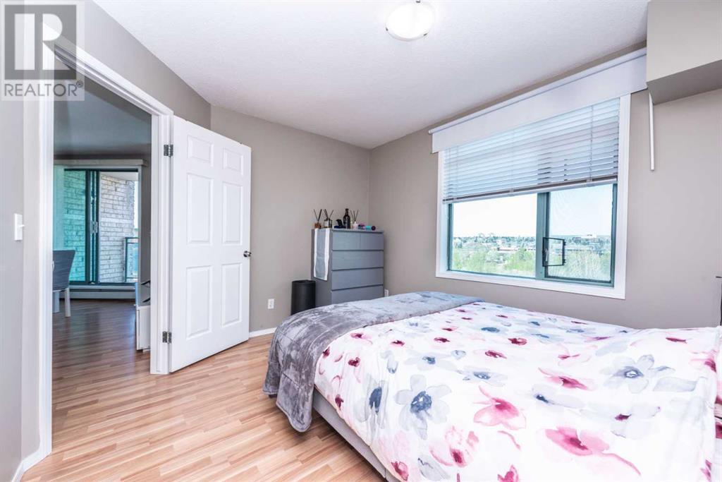 Single Family House for Sale in    Avenue SW Downtown West End Calgary 