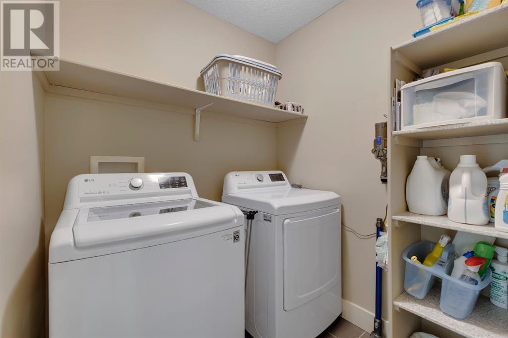 Single Family House for Sale in   Avenue NW Montgomery Calgary 