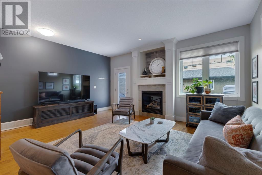 Single Family House for Sale in   Avenue NW Montgomery Calgary 
