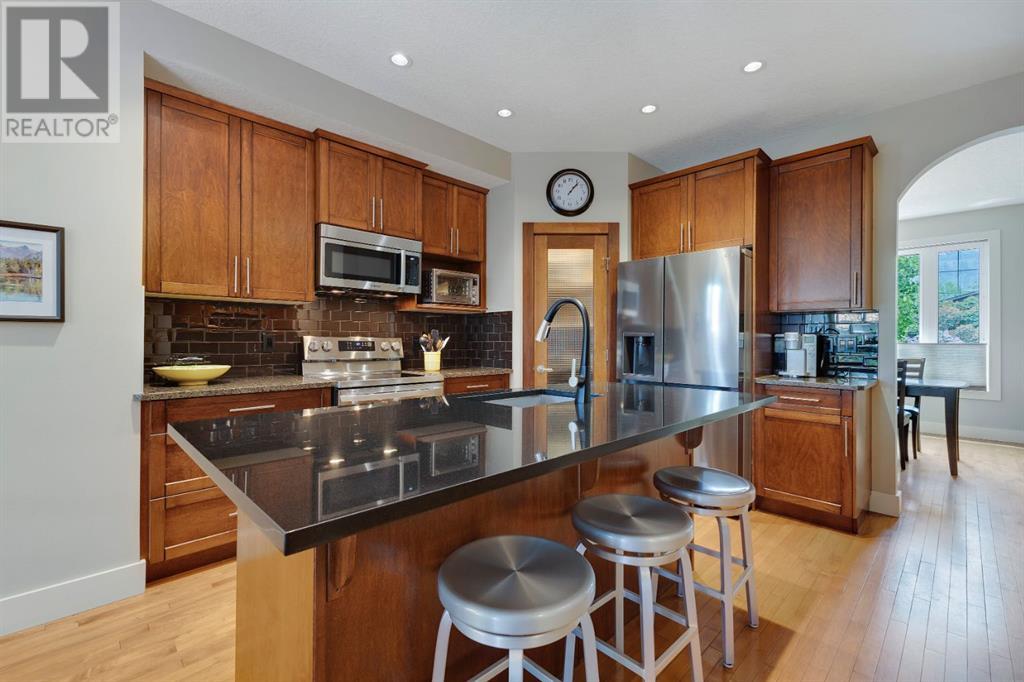 Single Family House for Sale in   Avenue NW Montgomery Calgary 