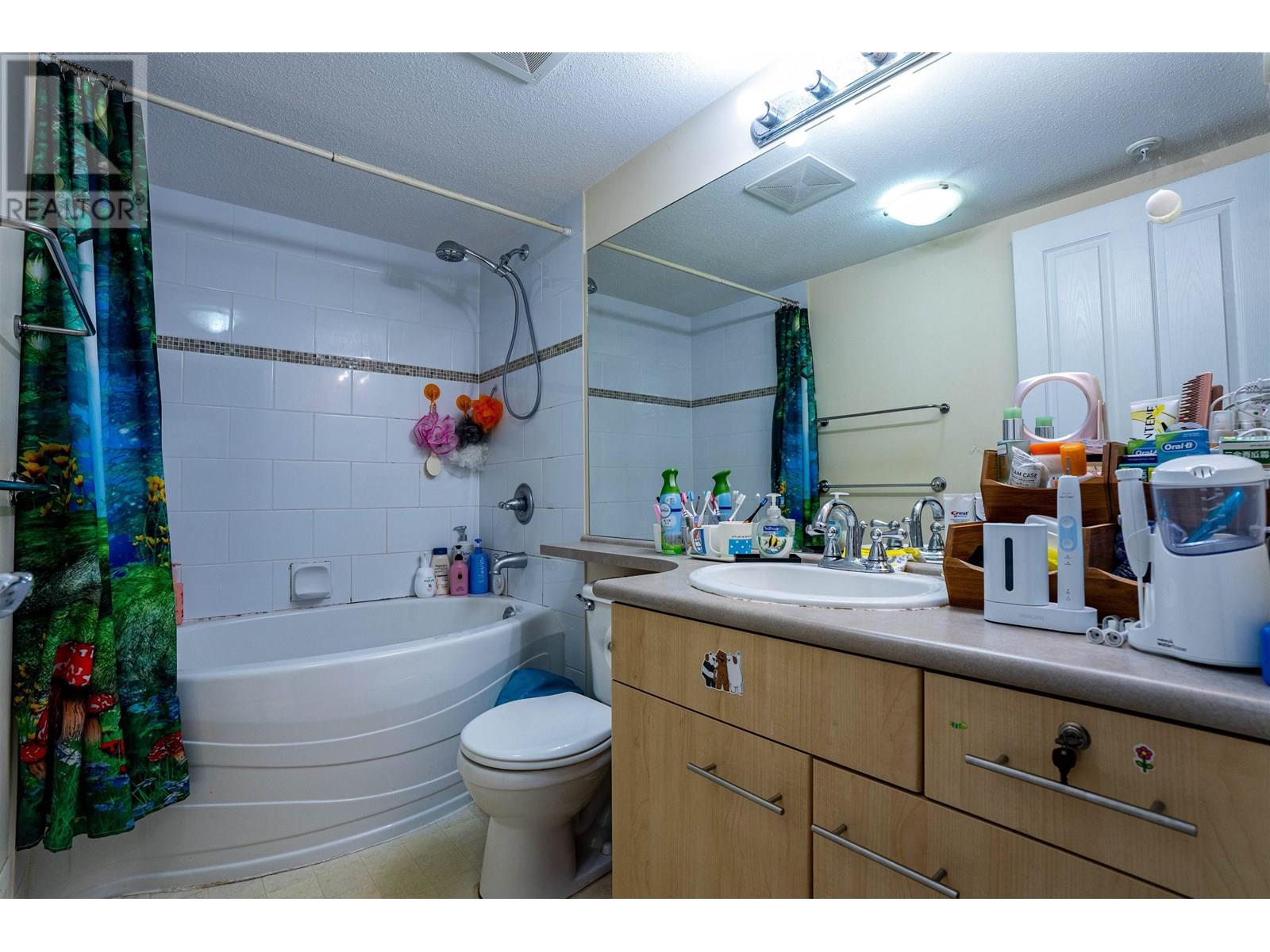 Photo 19 of 5113 5111 Garden City Road, Richmond BC