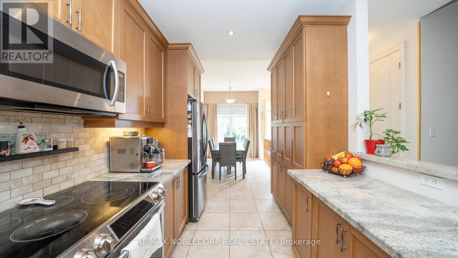 Photo 13 of 128 40 Hillcrest Drive, New Tecumseth ON