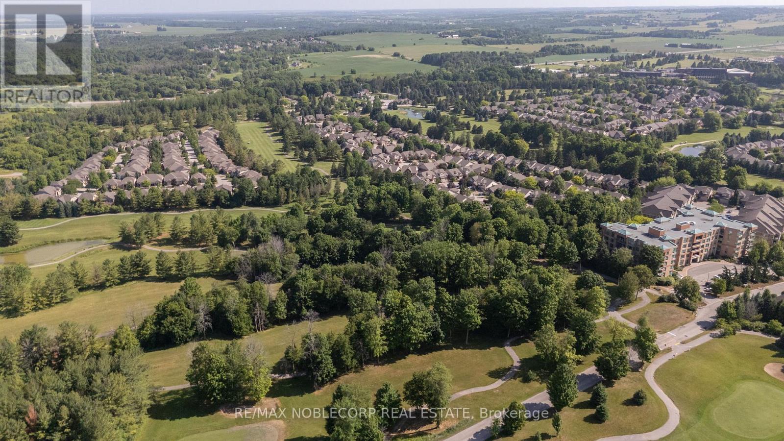 Photo 36 of 128 40 Hillcrest Drive, New Tecumseth ON