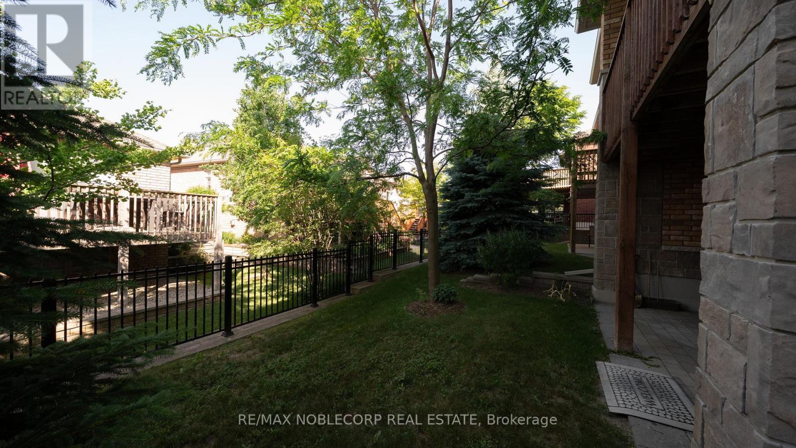 Photo 46 of 128 40 Hillcrest Drive, New Tecumseth ON